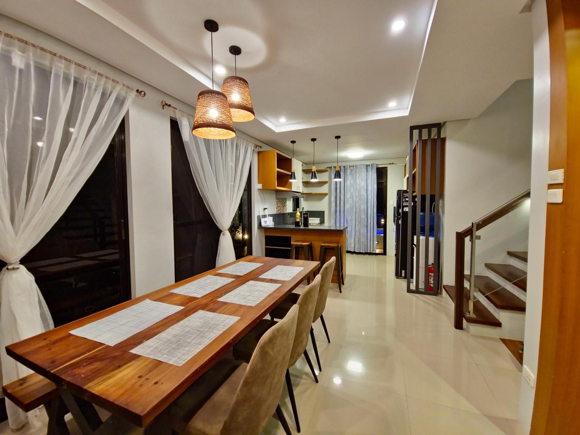 Overlooking Staycation At Sandari Batulao Tagaytay City Eksteriør billede