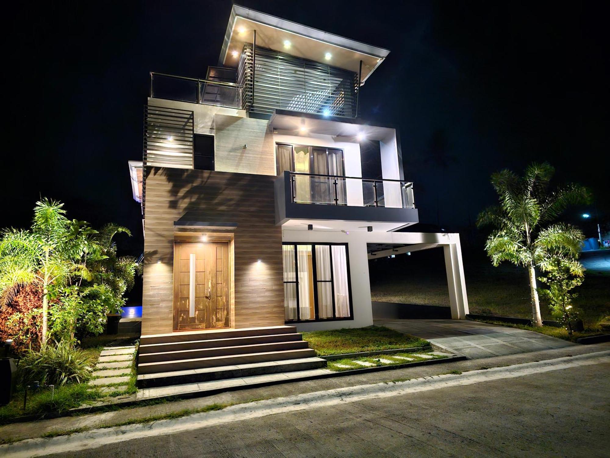 Overlooking Staycation At Sandari Batulao Tagaytay City Eksteriør billede